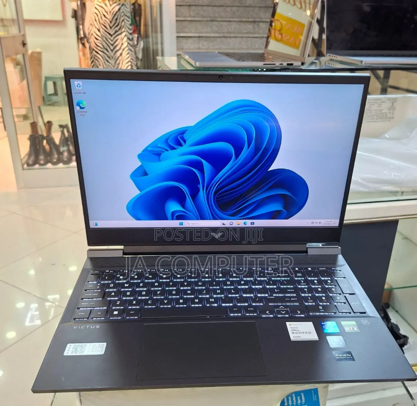 New Laptop HP Victus 16 16GB Intel Core I7 SSD 512GB