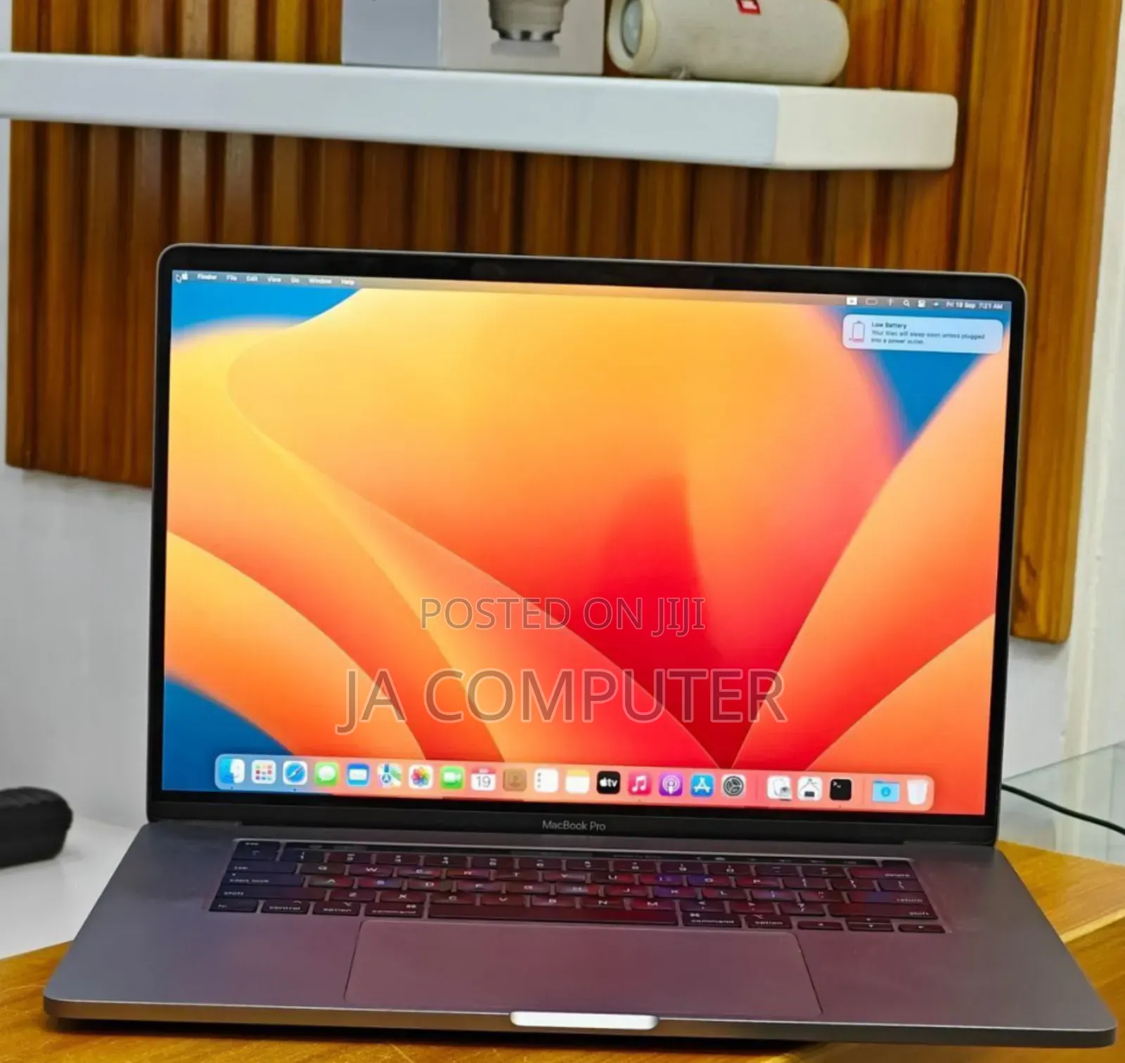 New Laptop Apple MacBook Pro 2019 32GB Intel Core I9 SSD 1T