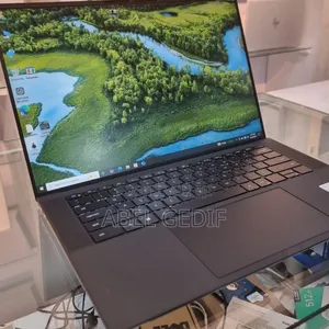 New Laptop Dell Precision 5570 64GB Intel Core I7 SSD 1T