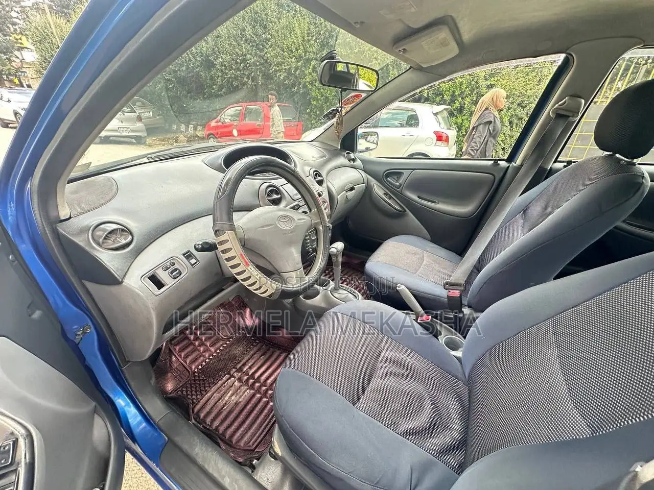 Toyota Vitz 2001 Blue