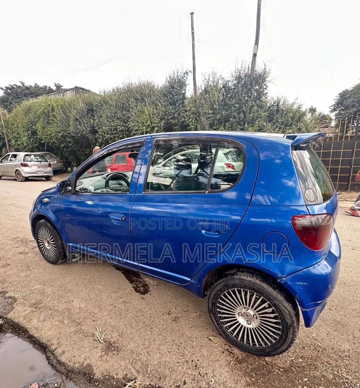 Toyota Vitz 2001 Blue