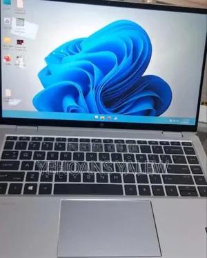 New Laptop HP EliteBook 1040 G8 16GB Intel Core i7 SSD 512GB