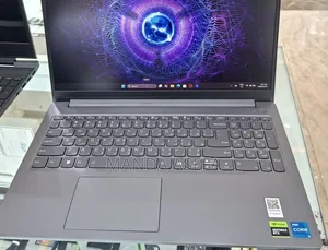 New Laptop Lenovo LOQ 15IRH8 16GB Intel Core I5 SSD 512GB