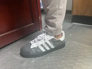 Orginal Old School Adidas