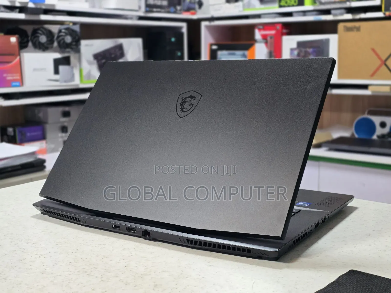 New MSI Stealth 17 Studio A13vi-012us 16GB Intel Core I9 SSD 512GB