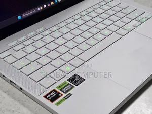 New Laptop Asus ROG Zephyrus G14 16GB Intel Core i7 SSD 512GB