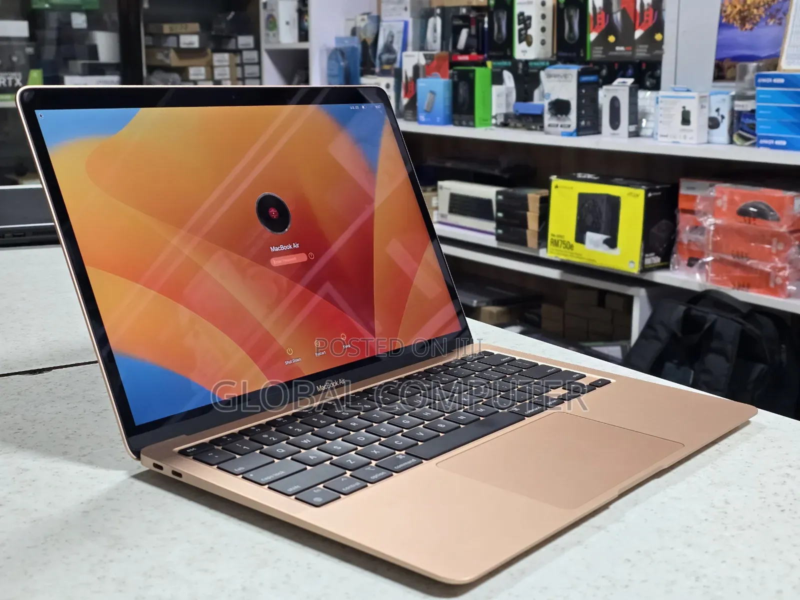 New Laptop Apple MacBook Pro 2023 M3 14-Inch 8GB Apple M3 Pro SSD 512GB