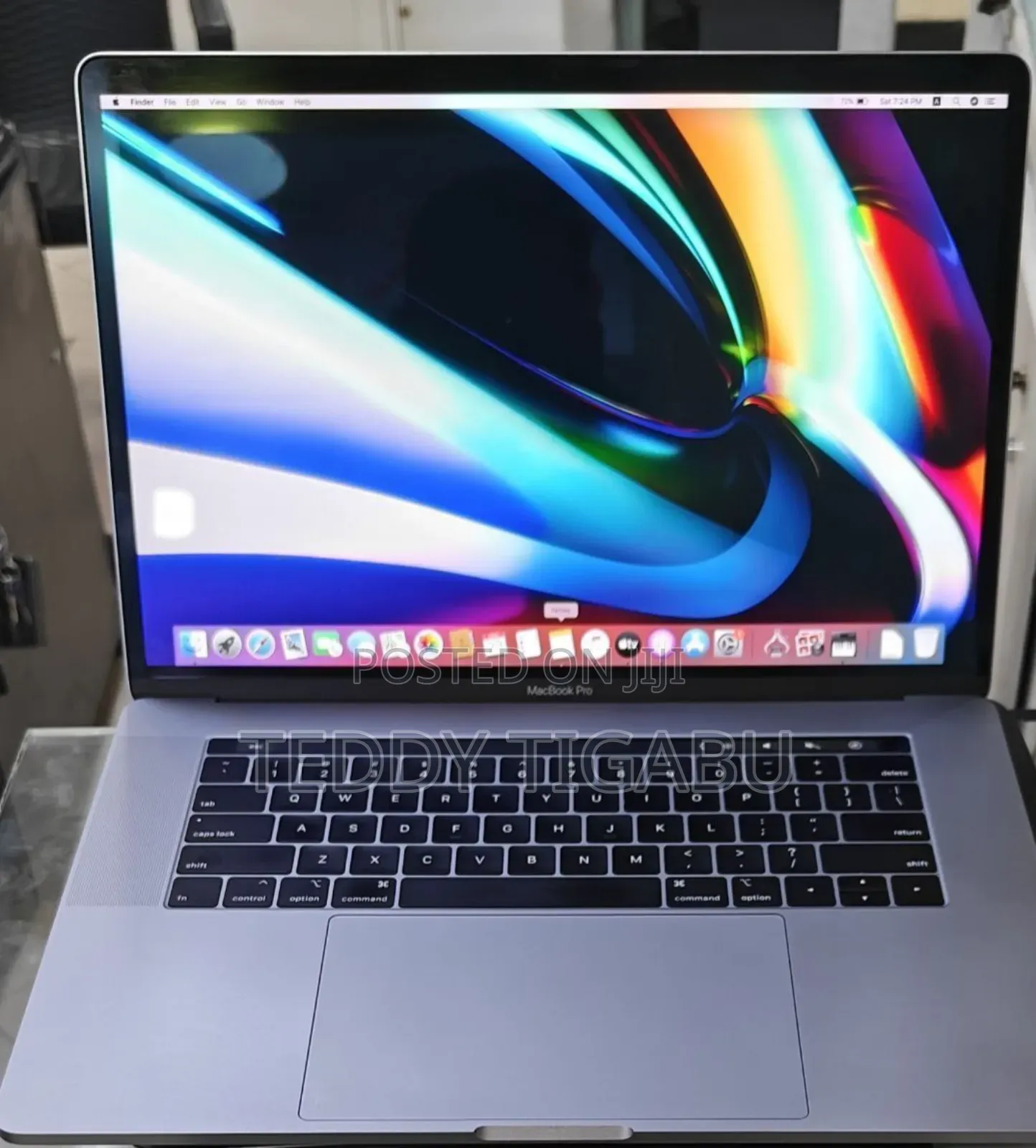 New Laptop Apple MacBook Pro 2019 32GB Intel Core I9 SSD 512GB