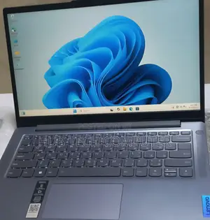 New Laptop Lenovo Ideapad 3 8GB Intel Core I7 SSD 512GB