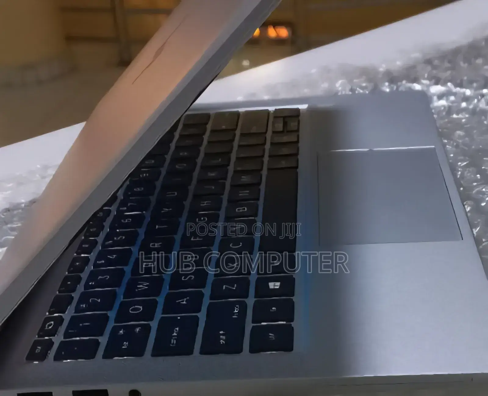 New Laptop HP EliteBook 830 G7 8GB Intel Core I5 SSD 512GB