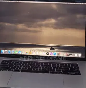 New Laptop Apple MacBook Pro 2019 32GB Intel Core I7 SSD 1T