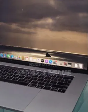 New Laptop Apple MacBook Pro 2019 32GB Intel Core I7 SSD 1T