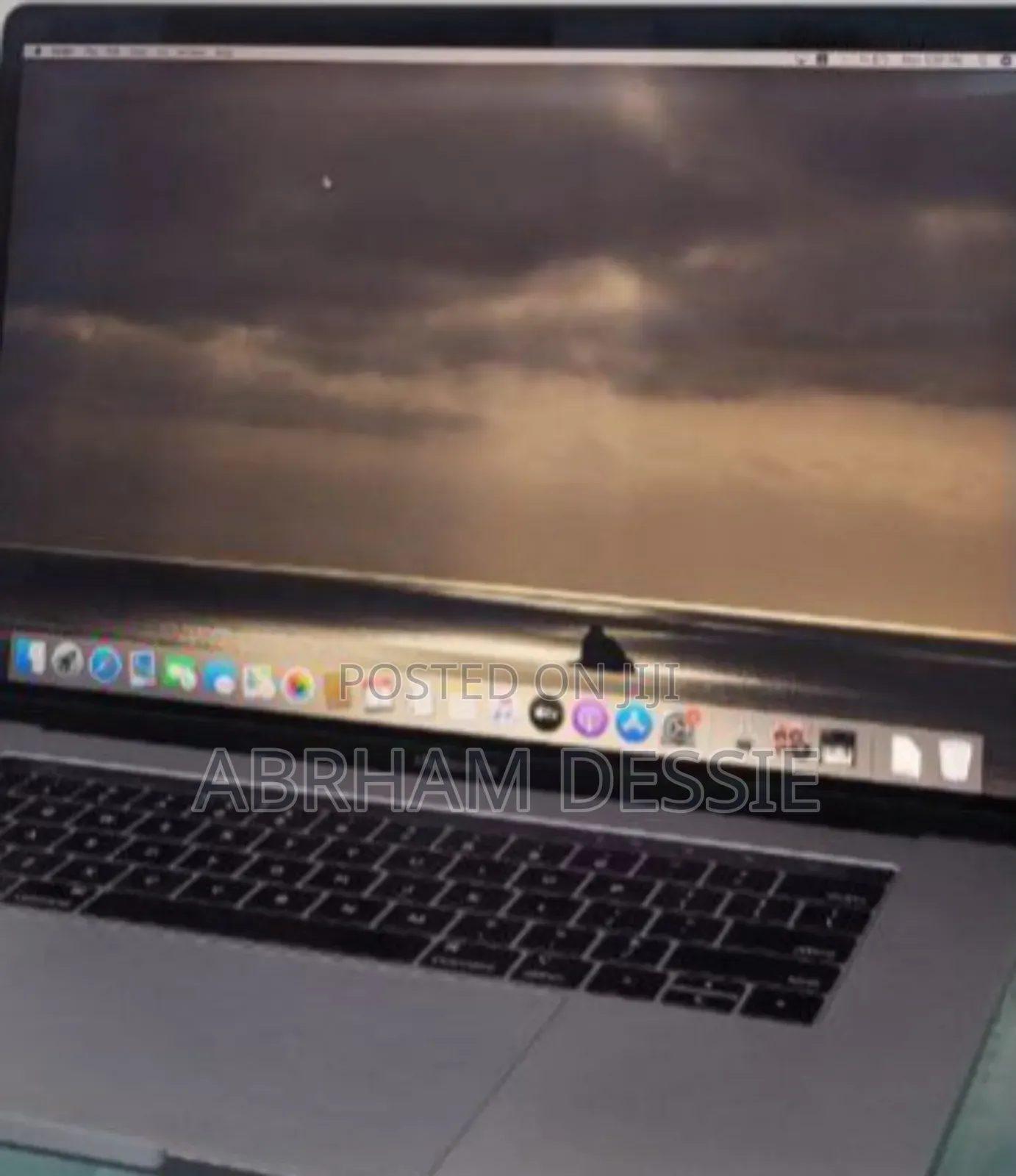 New Laptop Apple MacBook Pro 2019 32GB Intel Core I7 SSD 1T