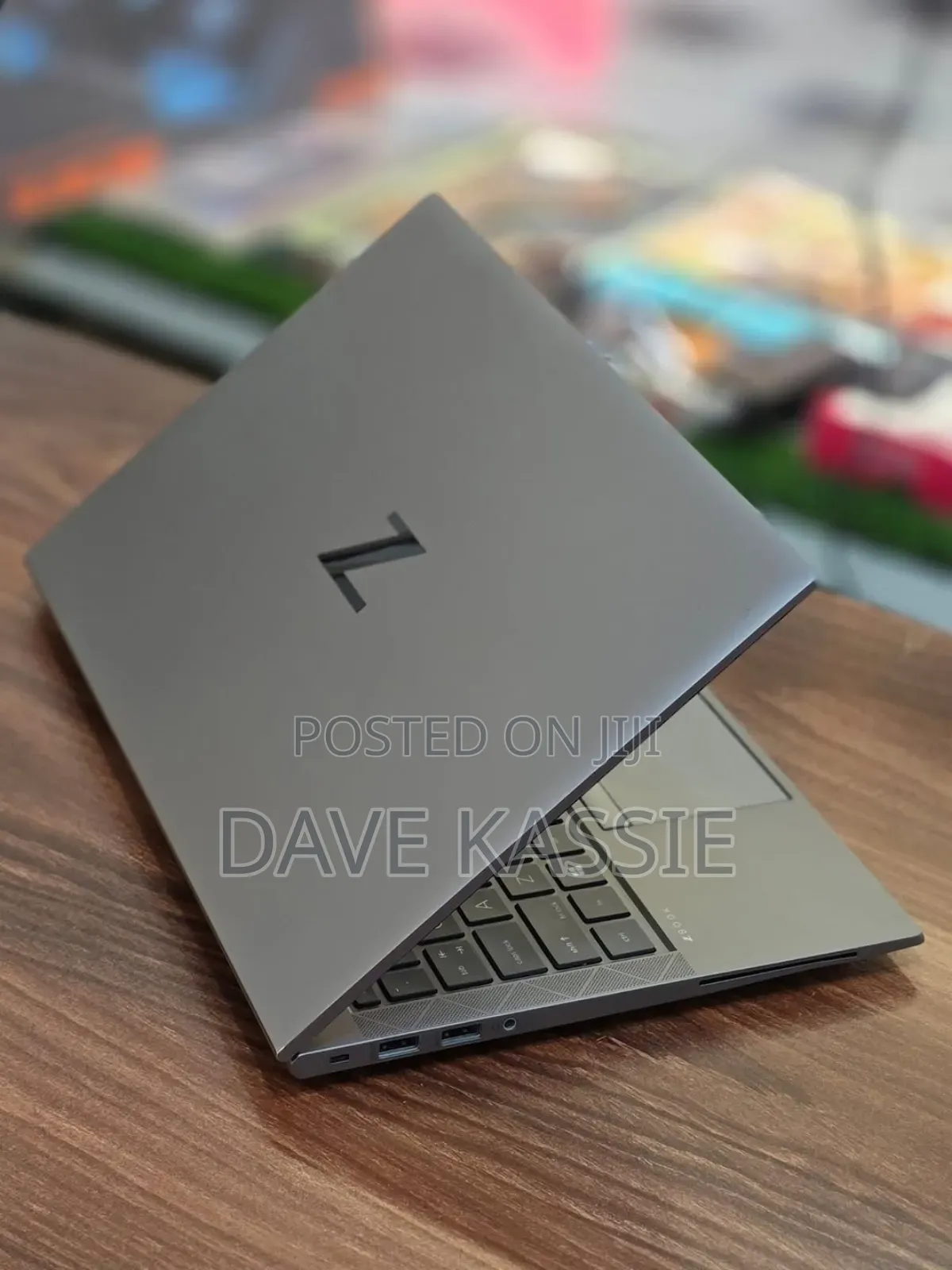 New Laptop HP ZBook Firefly G8 16GB Intel Core I7 SSD 512GB