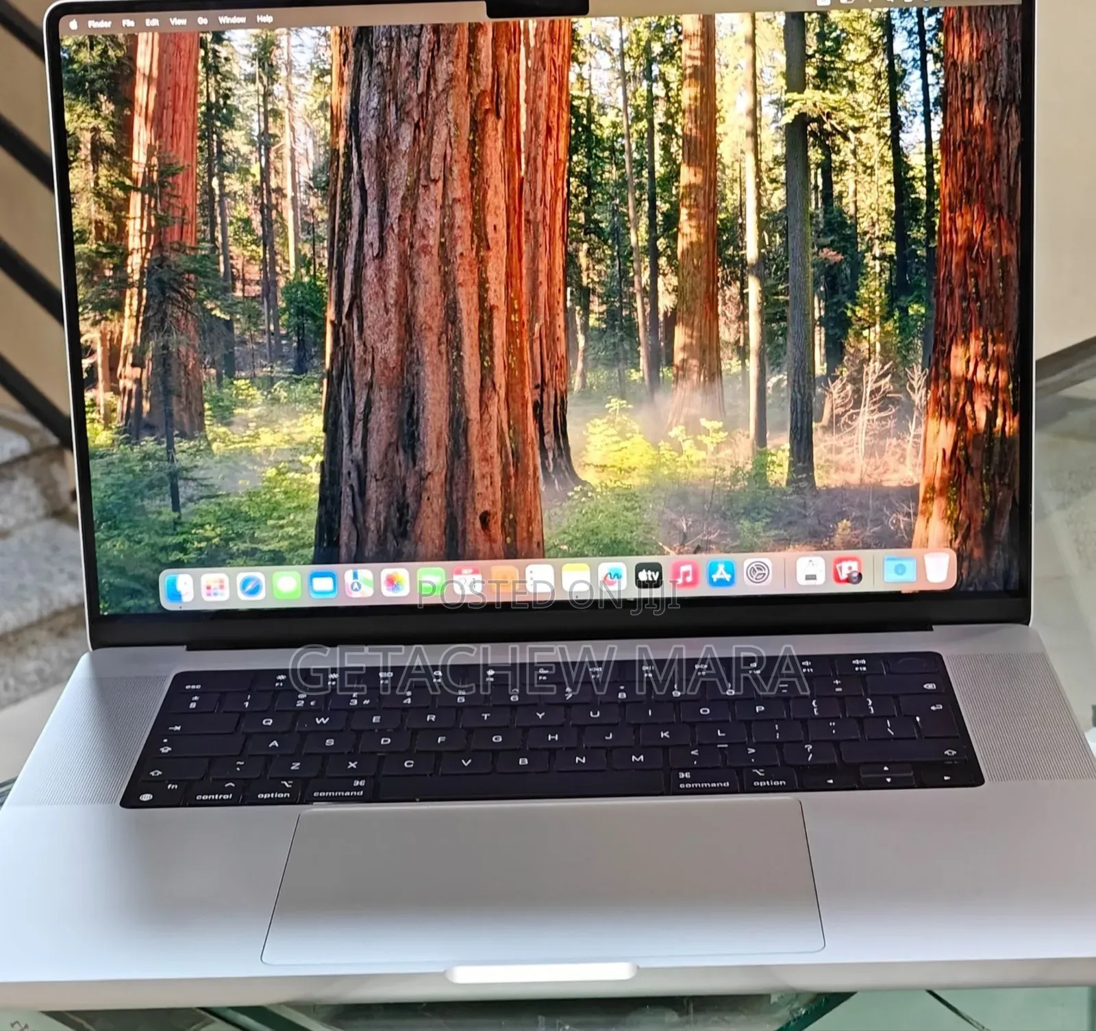 New Laptop Apple MacBook Pro M1 16GB Intel Core I7 SSD 1T