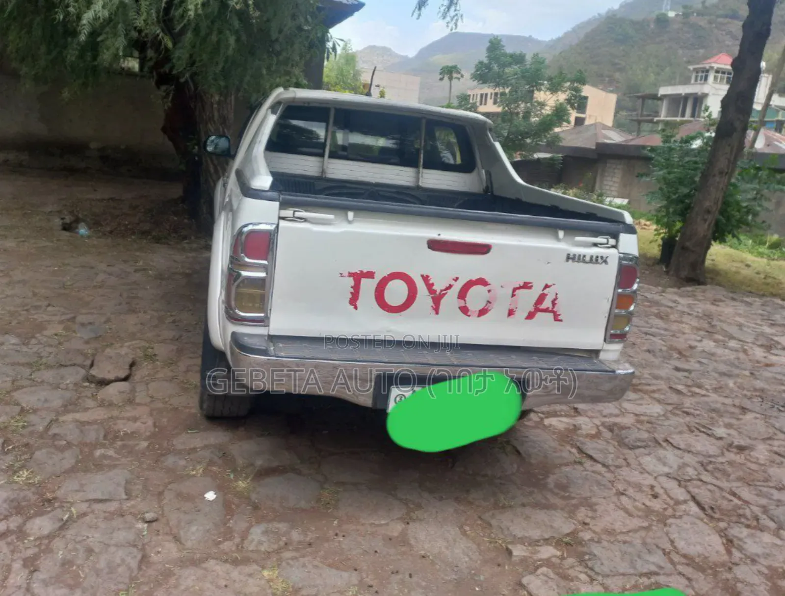 Toyota Hilux 2015 White
