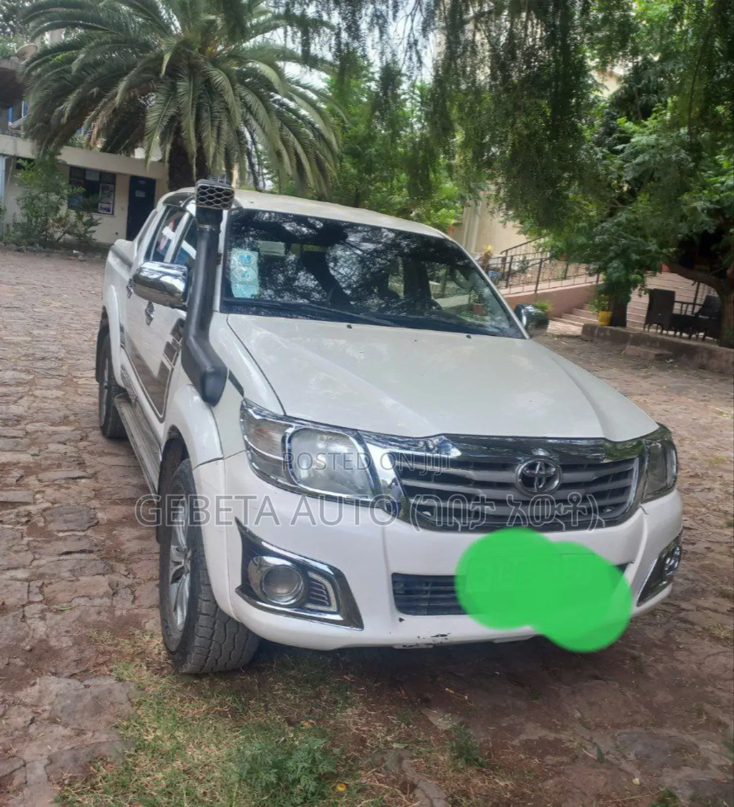 Toyota Hilux 2015 White