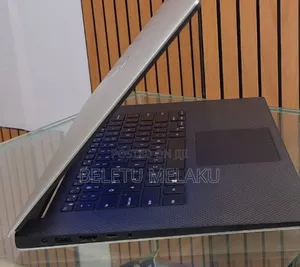 New Laptop Dell XPS 15 32GB Intel Core I9 SSD 2T