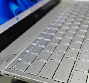 Photo - New Laptop HP Envy 13 4GB Intel Core I5 SSD 256GB