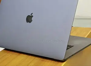 New Laptop Apple MacBook Pro 2019 32GB Intel Core i9 SSD 32GB