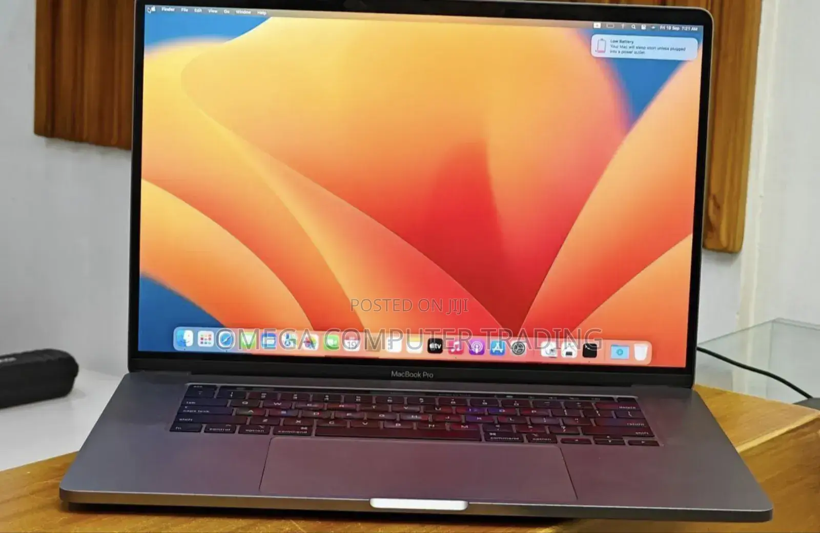 New Laptop Apple MacBook Pro 2019 32GB Intel Core i9 SSD 32GB