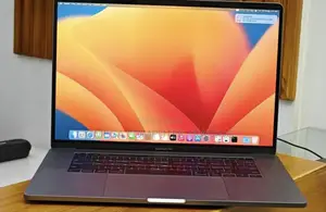 New Laptop Apple MacBook Pro 2019 32GB Intel Core i9 SSD 32GB
