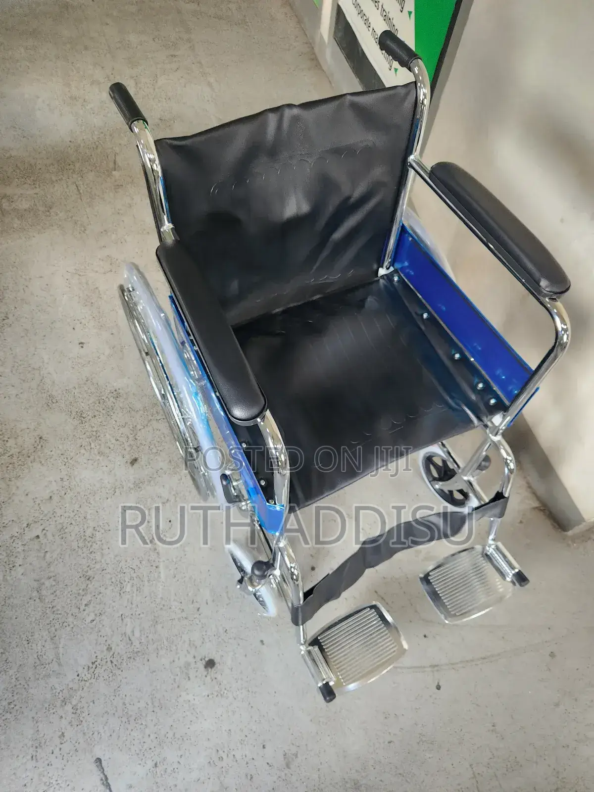 Belted Calf Support Medical Wheelchair九龍wheelchair㫵日wheelchair New