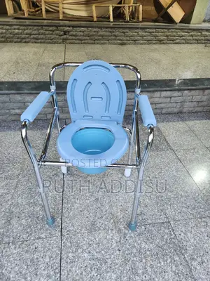 Photo - Commode Chair𡯁我new Toilet Chair Brand New麴你commode Chair Medical