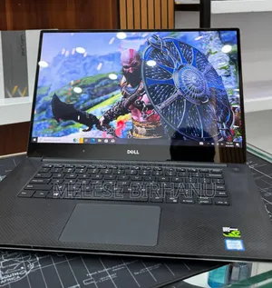 New Laptop Dell XPS 15 16GB Intel Core I7 SSD 512GB