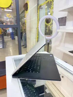 New Laptop Dell 16GB Intel Core I7 SSD 512GB