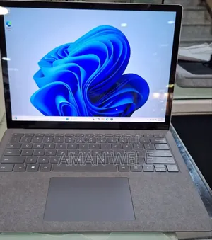 New Laptop Microsoft Surface 16GB Intel Core I7 SSD 512GB