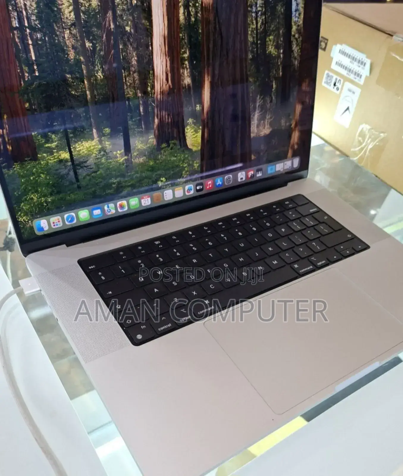 New Laptop Apple MacBook Pro M1 16GB Apple M1 Pro SSD 1T