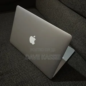 Laptop Apple MacBook Air 2017 8GB Intel Core I7 SSD 512GB