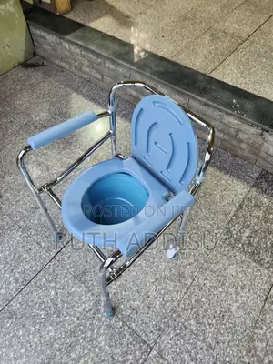 Toilet Chair篇而brand New Commode Chair輕微almunium Poty Chair Medical