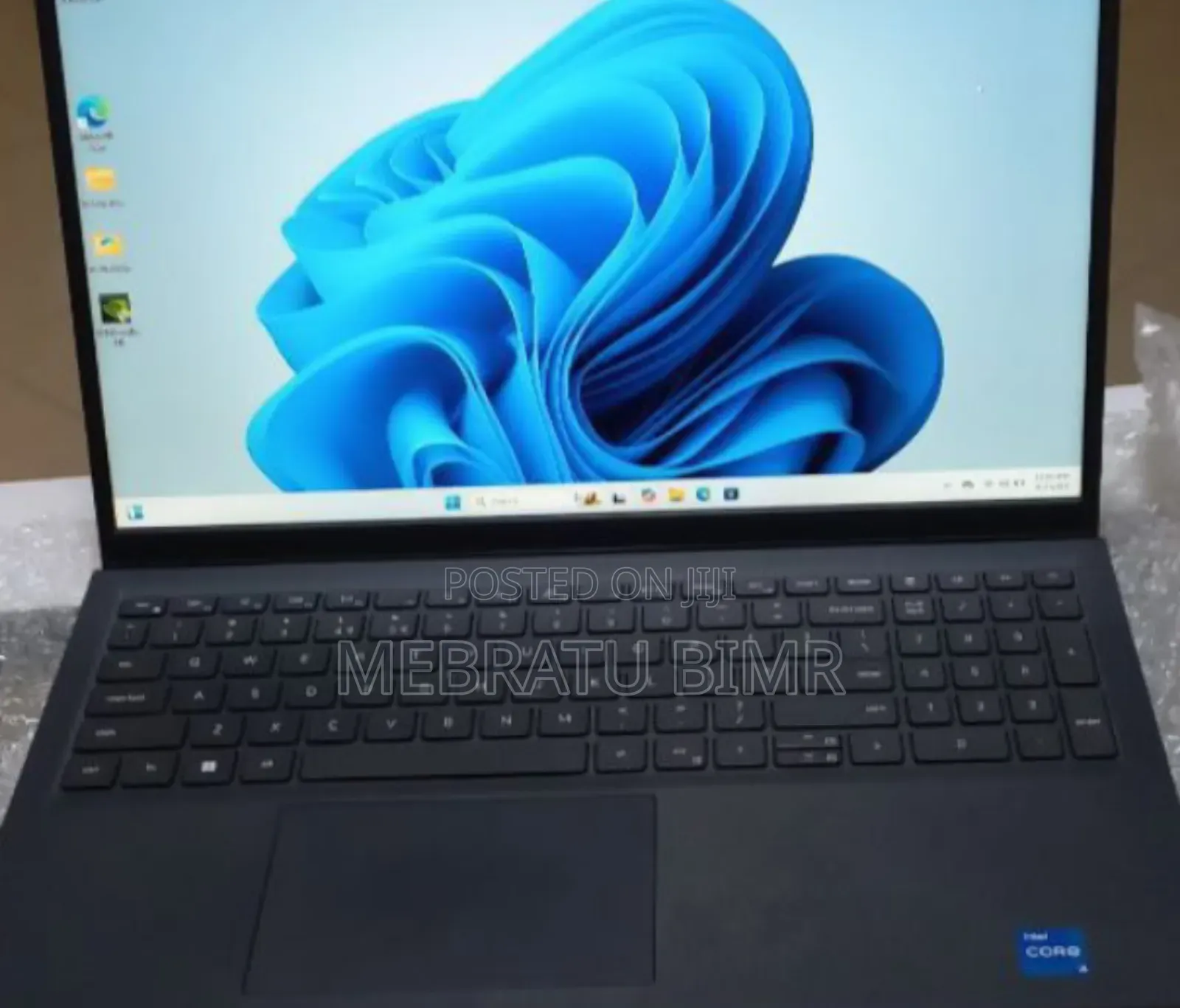 New Laptop Dell Vostro 3520 16GB Intel Core I5 SSD 512GB