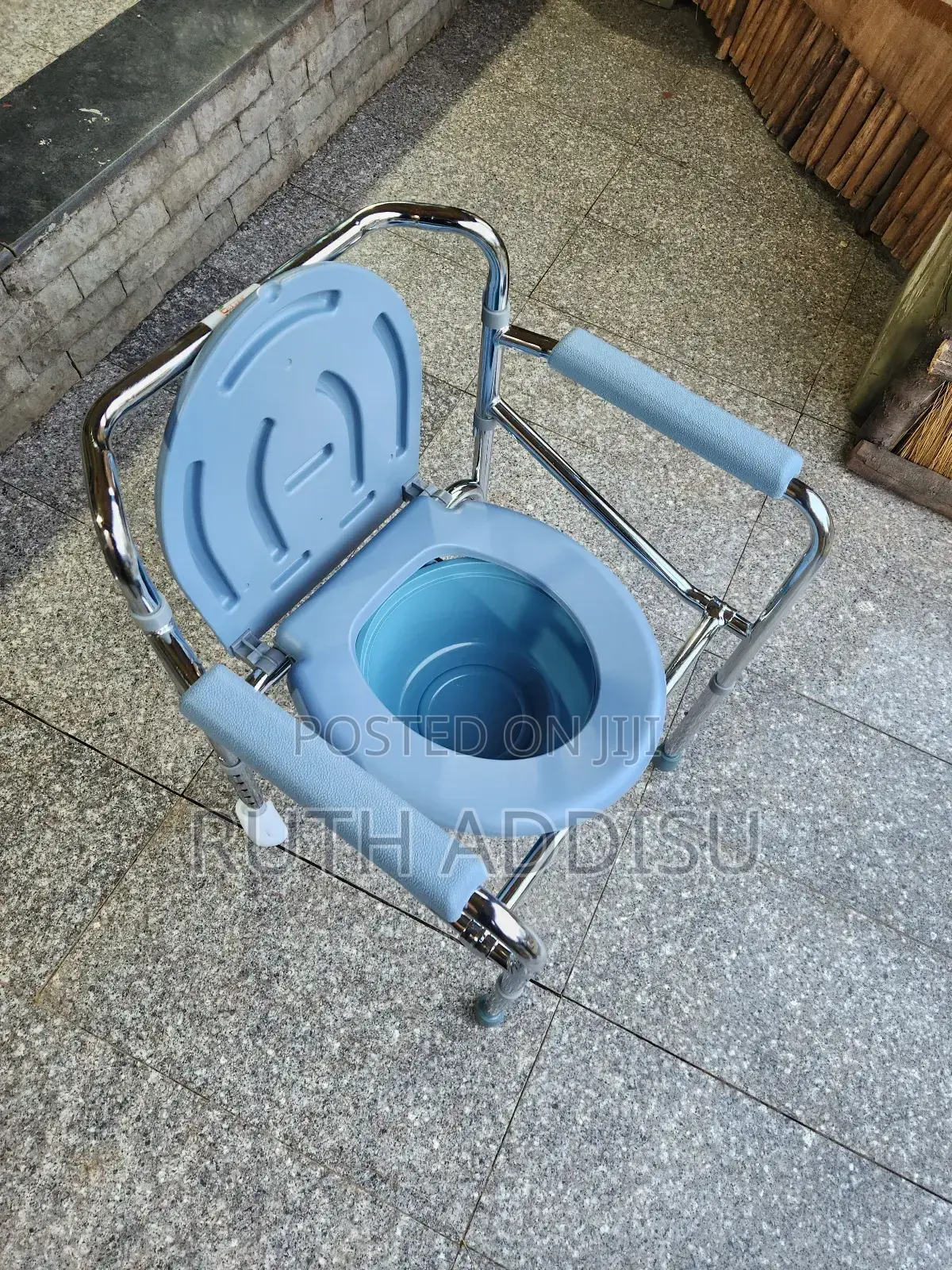 Commode Chair丸的toilet Chair痛楚commode Chair宛然poty Chair Medical Commode