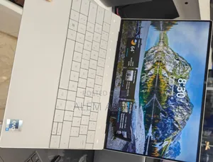 New Laptop Dell XPS 13 32GB Intel Core I7 SSD 1T