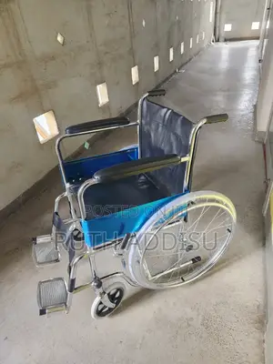 Wheelchair輕鬆medical New Wheelchair考量foldable Almunium Wheelchair New