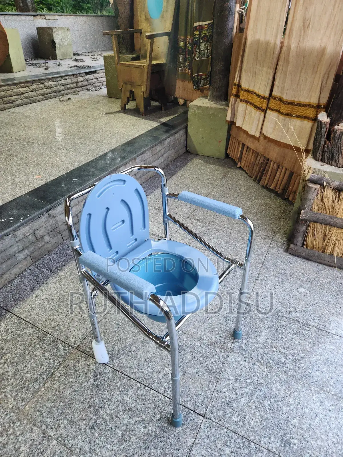 Toilet Chair庫房commode Stainless Heavy Duty Carries 150kg Wheelchair