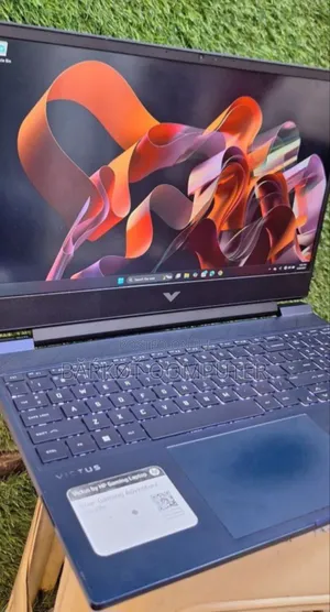 New Laptop HP Stream Notebook 8GB Intel Core I5 SSD 512GB