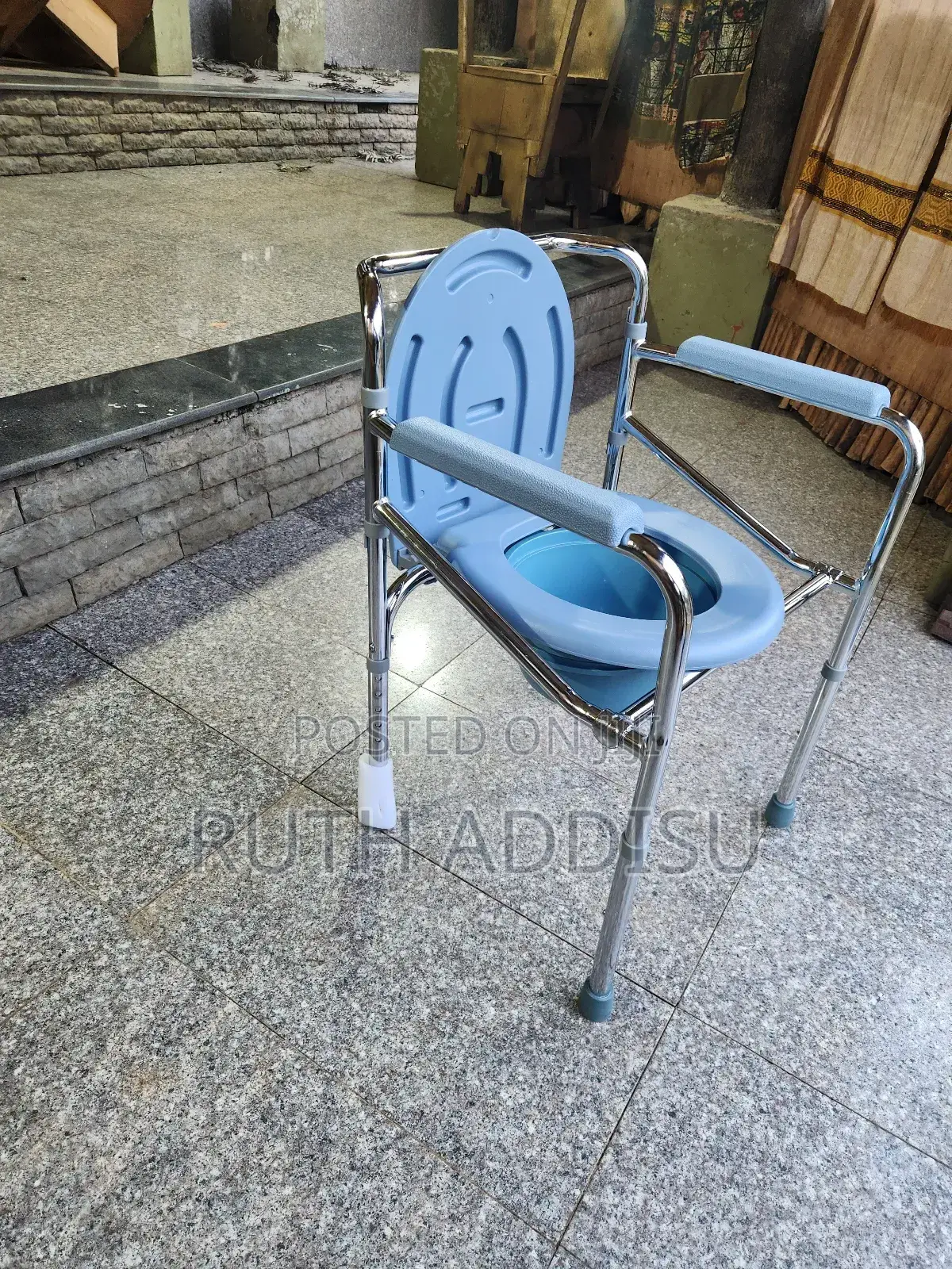 Commode Chair輕微almunium Adjustable Height Commode Chair丸的toilet Chair