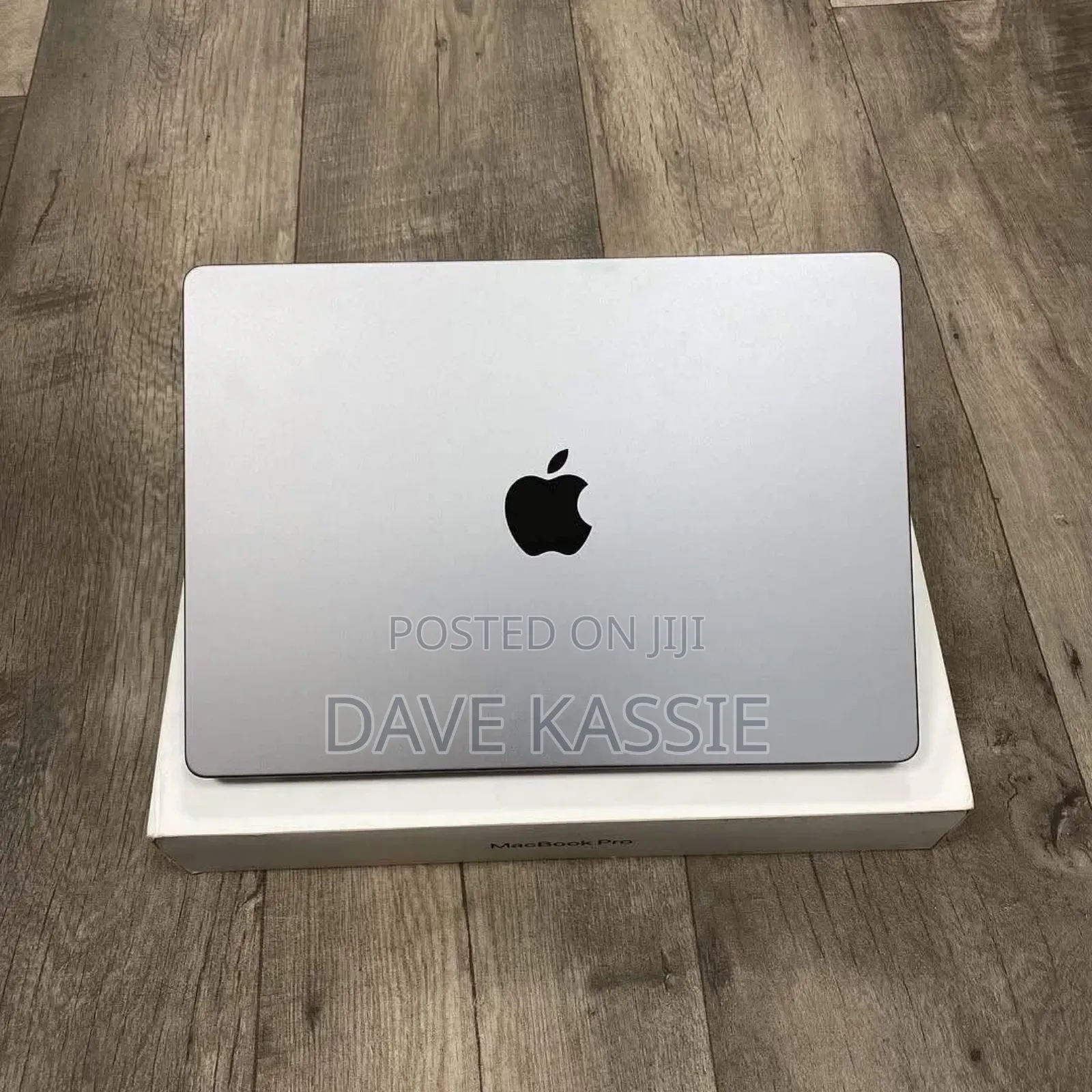 Laptop Apple MacBook Pro 2020 M1 8GB Apple M1 Pro SSD 256GB