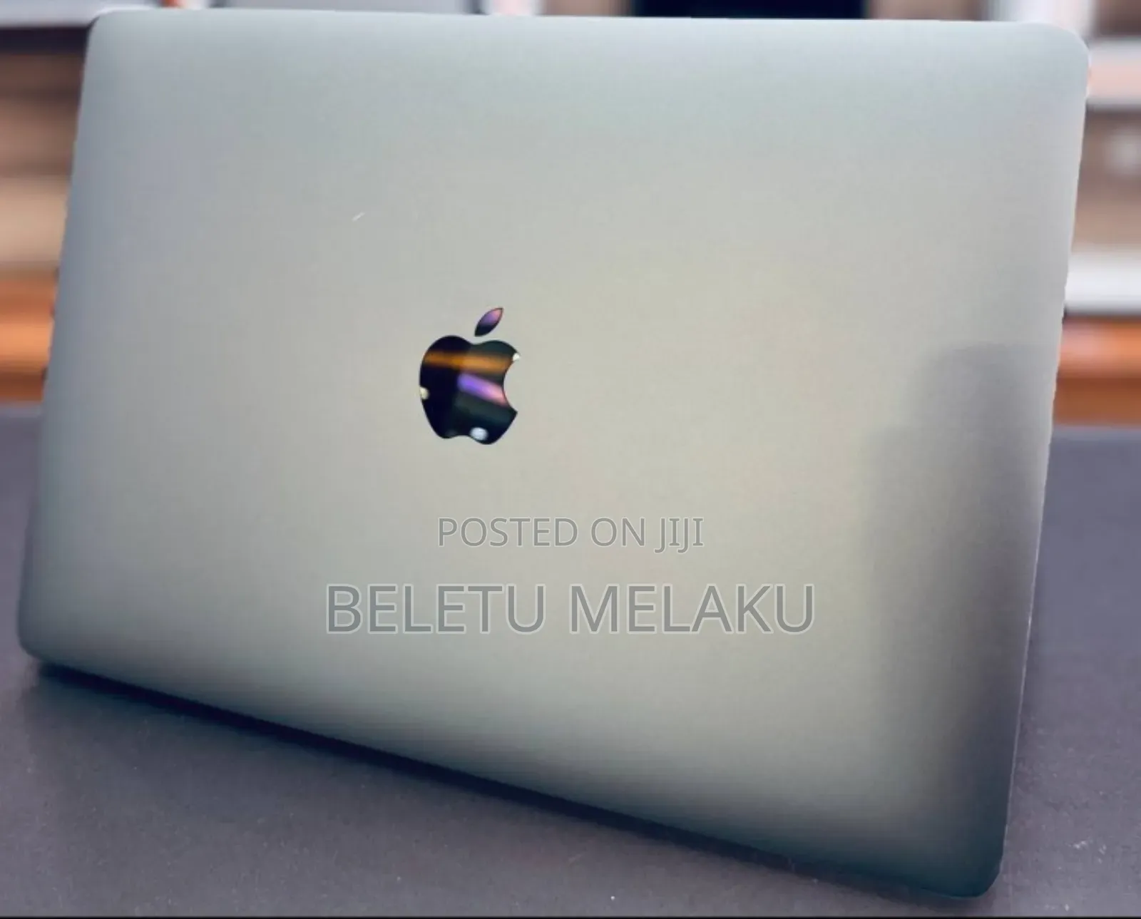 New Laptop Apple MacBook Pro 2017 8GB Intel Core I7 SSD 512GB