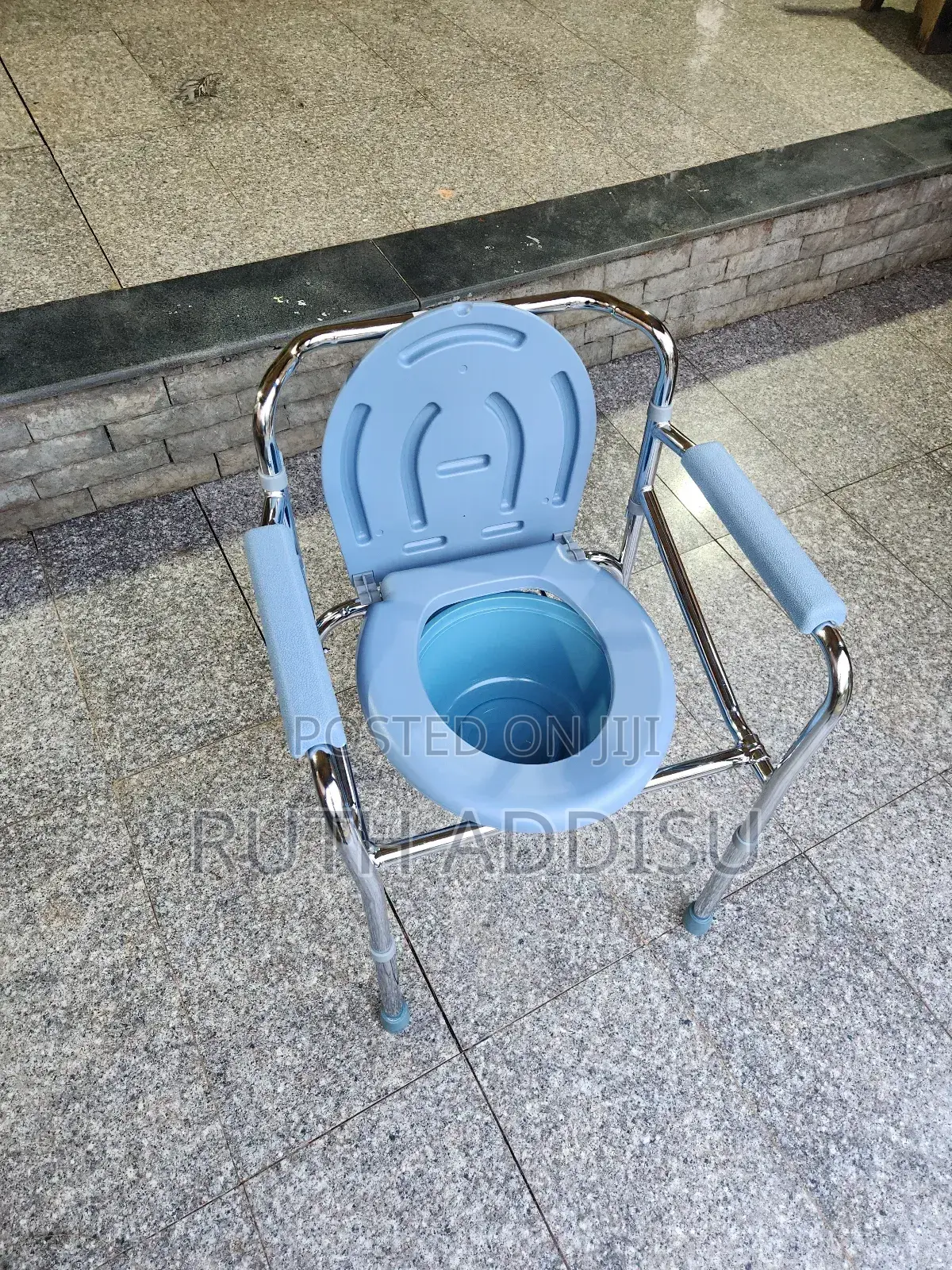 Commode Chair症的toilet Chair然後medical Poty Chair丸及commode Chair Almuni