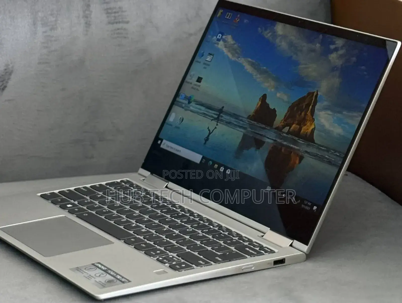 New Laptop Lenovo Yoga 730 8GB Intel Core I5 SSD 512GB