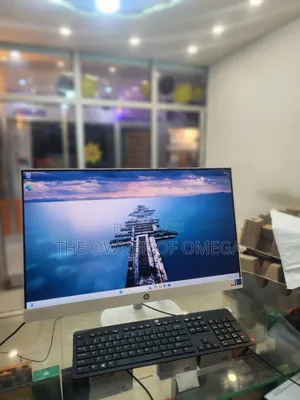 New HP ProOne 240 G10 All-in-One 16GB Intel Core I7 SSD 1T