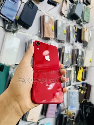 Apple iPhone XR 128 GB Red