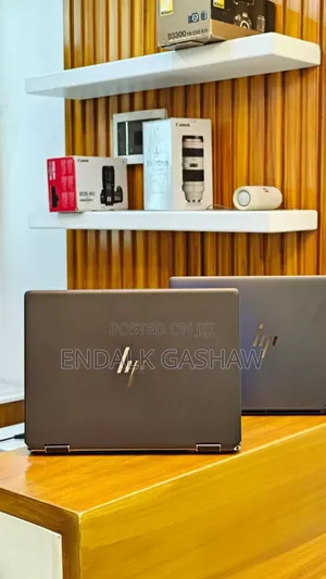 New Laptop HP Spectre X360 32GB Intel Core I7 SSD 2T
