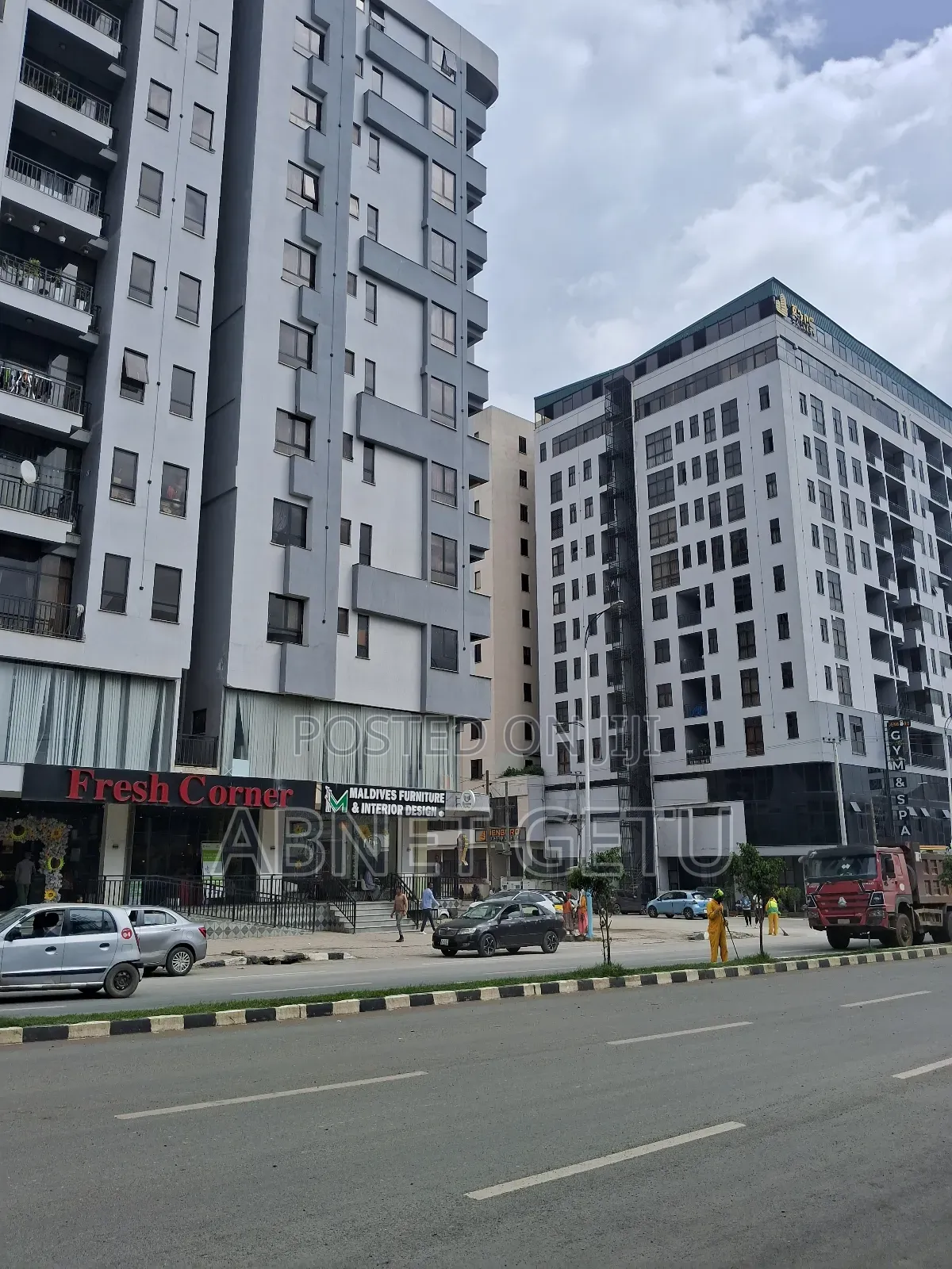 3bdrm Apartment in Jenboro, Bole for sale