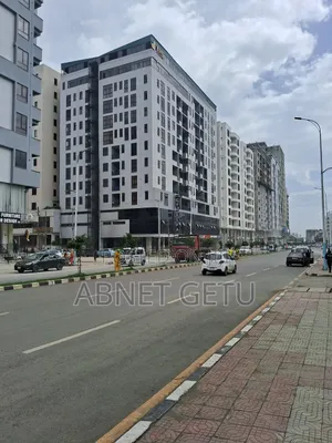 3bdrm Apartment in Jenboro, Bole for sale